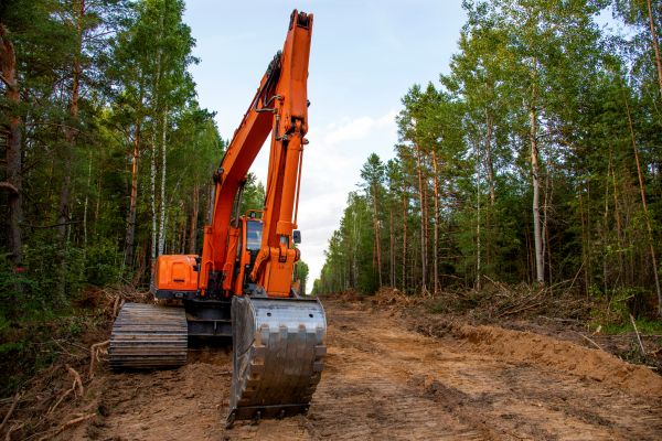 Cost of Backhoe Land Clearing in Kansas City
